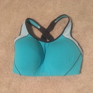 VS Sports Bra